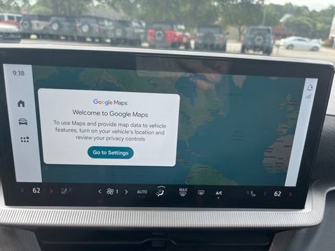 Used 2025 Ford Explorer ST-Line w/ Premium Package image 23