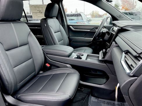 New 2026 GMC Acadia Elevation image 22