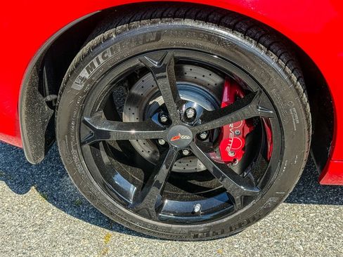 Used 2013 Chevrolet Corvette Grand Sport w/ 2LT Preferred Equipment Group image 35