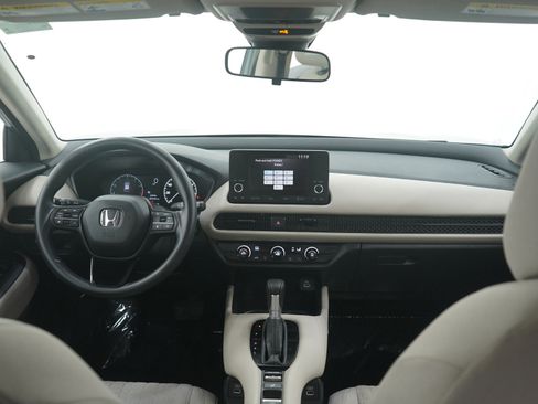 Used 2023 Honda HR-V LX image 13