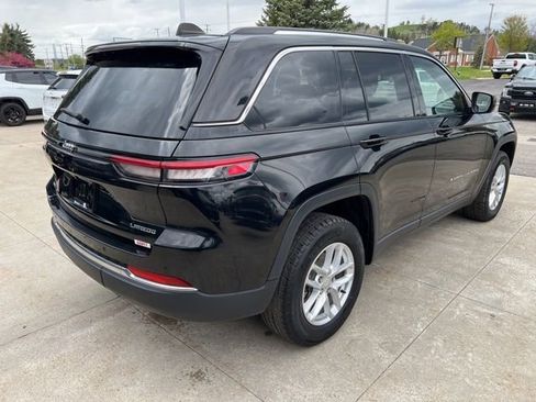 Certified 2023 Jeep Grand Cherokee Laredo w/ Luxury Tech Group I AWD/4WD image 6