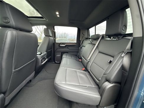 Used 2025 GMC Sierra 2500 Denali w/ Denali Reserve Package image 26