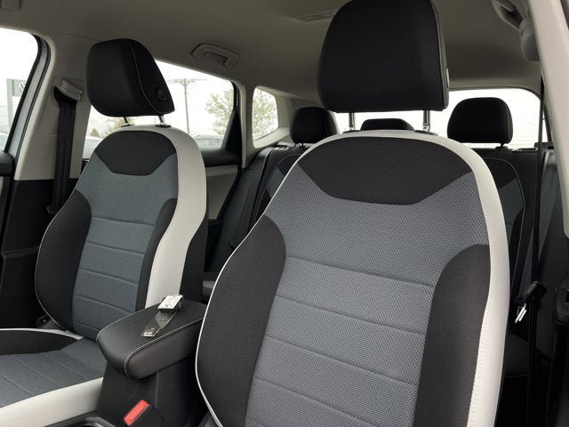 New 2026 Volkswagen Taos S FWD image 11