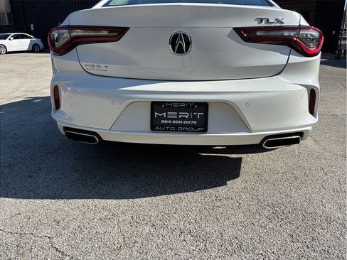 Used 2022 Acura TLX FWD w/Technology Package image 18