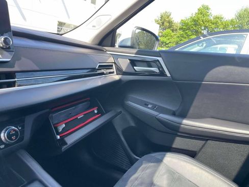 Used 2024 Mitsubishi Outlander SE AWD/4WD image 34