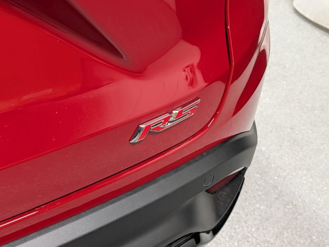 New 2026 Chevrolet Trax RS w/ Sunroof Package FWD image 5