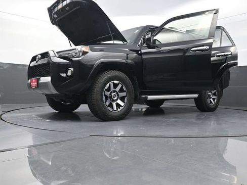 Certified 2018 Toyota 4Runner TRD Off-Road w/ Wilderness Package AWD/4WD image 41