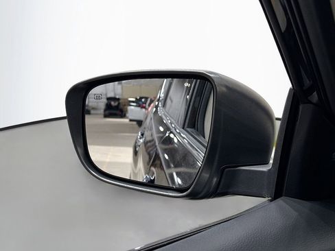 Used 2020 Nissan Rogue SL image 45