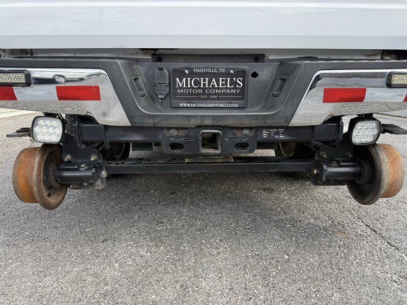 Used 2021 Ford F350 XL w/ Power Equipment Group AWD/4WD image 8