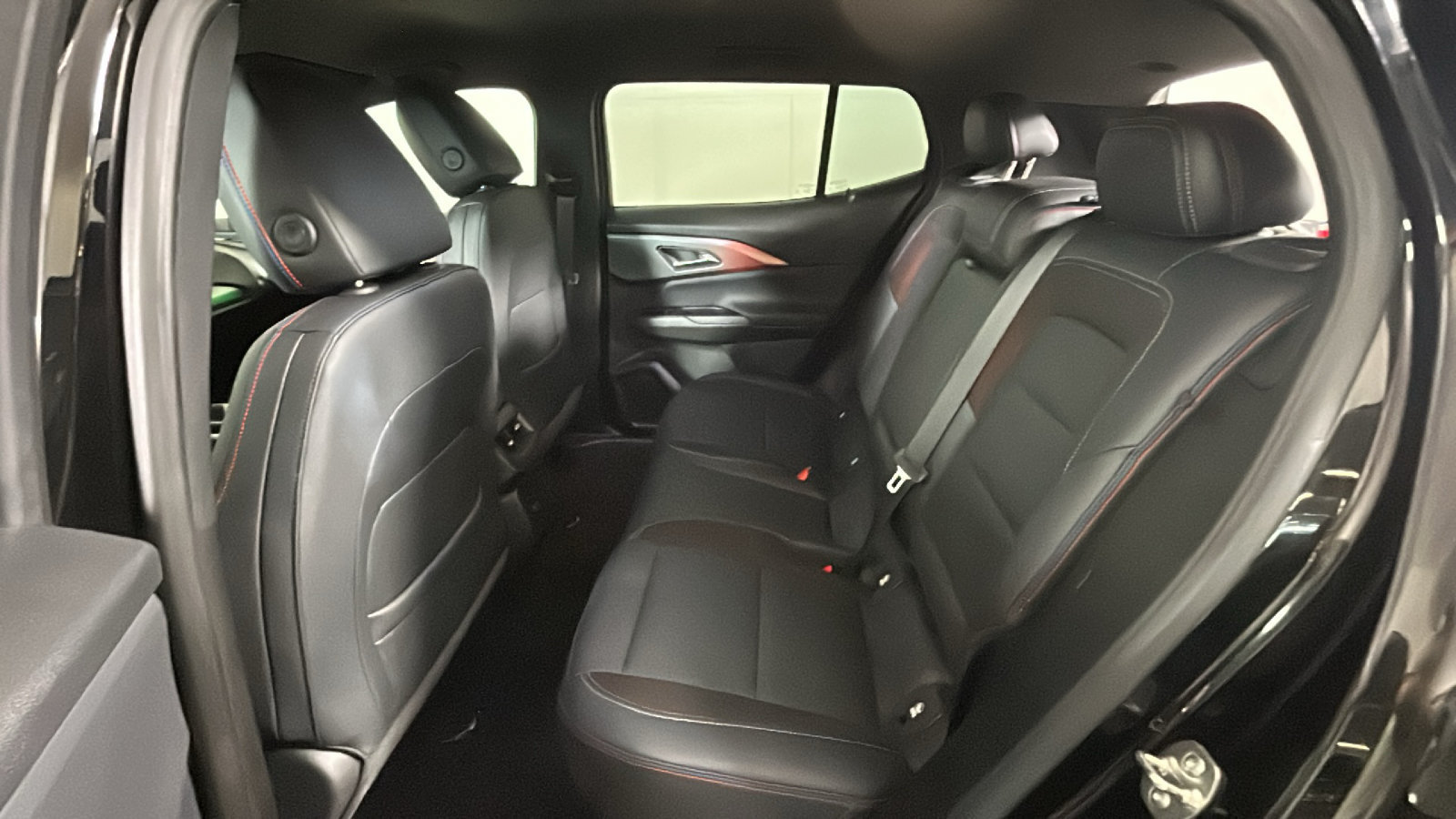 Used 2024 Chevrolet Equinox EV RS FWD image 33