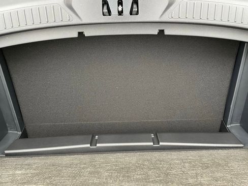 New 2026 Ford Explorer ST-Line image 28