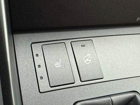 Used 2025 Lexus IS 350 F Sport w/ Accessory Package image 24