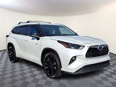 Used 2022 Toyota Highlander XLE