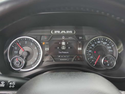 Used 2022 RAM 1500 Big Horn AWD/4WD image 17