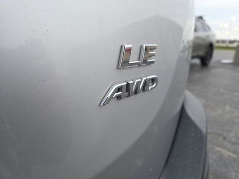 Used 2014 Toyota RAV4 LE image 6