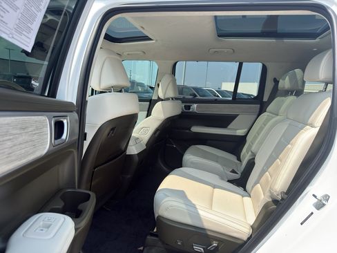 Used 2025 Hyundai Santa Fe Calligraphy AWD/4WD image 30
