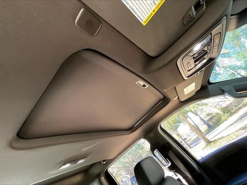 Used 2022 GMC Sierra 1500 Denali w/ Denali Reserve Package image 24