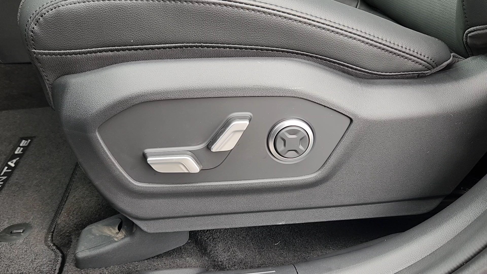 New 2026 Hyundai Santa Fe Limited AWD/4WD image 8