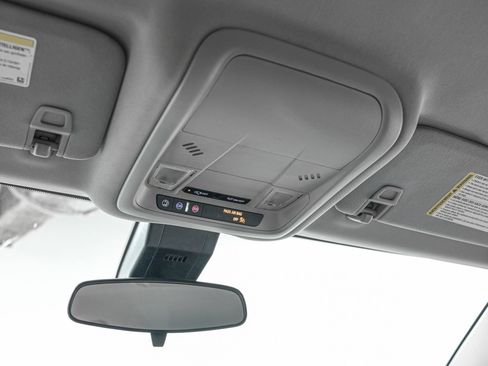 Used 2023 Chevrolet Equinox LS w/ LS Convenience Package image 26