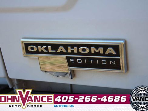 Used 2018 Ford F150 XLT w/ Equipment Group 302A Luxury AWD/4WD image 12