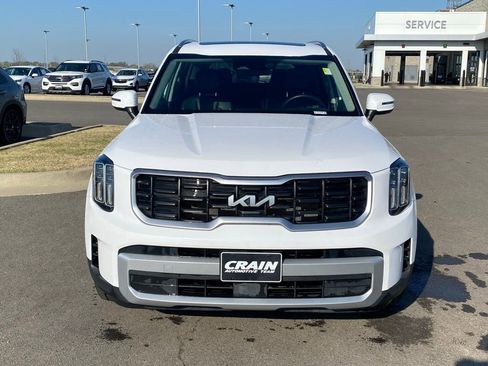 Used 2025 Kia Telluride S AWD/4WD image 2