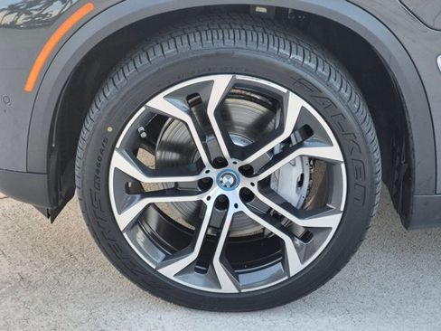 Used 2024 BMW X5 xDrive50e w/ Executive Package AWD/4WD image 24