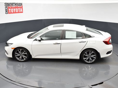 Used 2020 Honda Civic Touring image 23