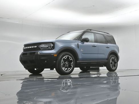 Used 2025 Ford Bronco Sport Outer Banks w/ Outer Banks Tech Package+ AWD/4WD image 47
