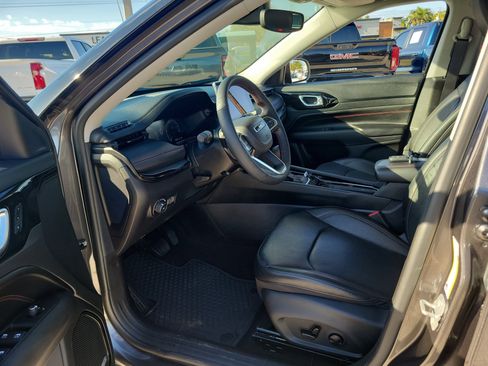 Used 2022 Jeep Compass Trailhawk w/ Trailhawk Elite Group image 21