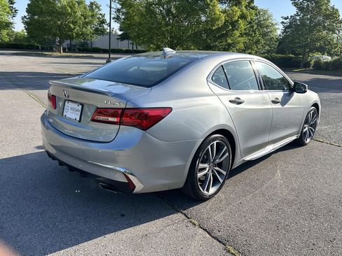 Used 2019 Acura TLX V6 w/ Advance Package FWD image 8