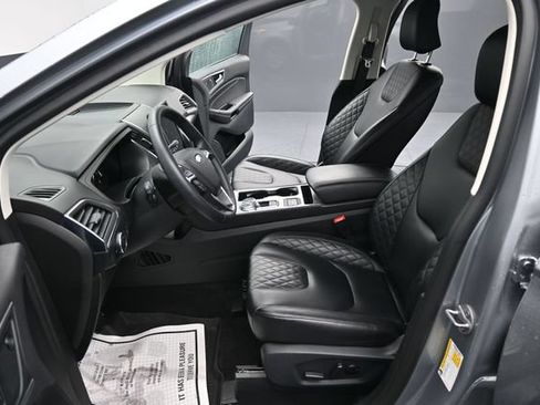 Used 2024 Ford Edge Titanium AWD/4WD image 13