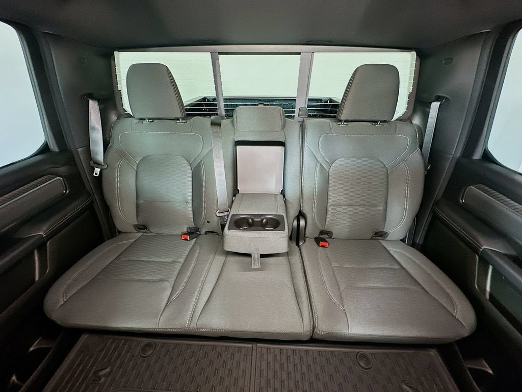 New 2026 RAM 1500 Big Horn AWD/4WD image 10