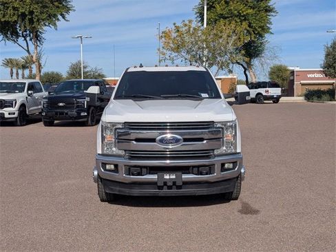 Used 2019 Ford F350 Lariat image 9