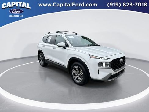 Used 2023 Hyundai Santa Fe SEL FWD image 2