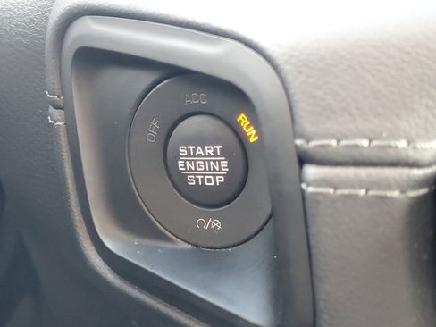 Used 2024 Jeep Wrangler Unlimited Rubicon image 28