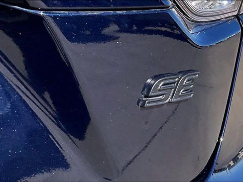 Used 2025 Toyota Corolla SE image 10