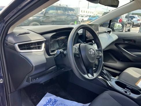 Used 2023 Toyota Corolla LE FWD image 9