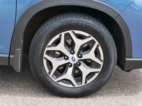 Used 2019 Subaru Forester Premium AWD/4WD image 15