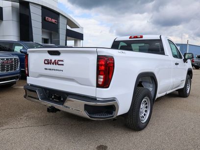 New 2026 GMC Sierra 1500 Pro w/ Pro Value Package