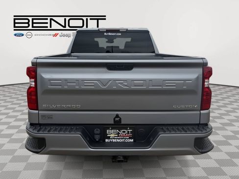 Used 2023 Chevrolet Silverado 1500 Custom AWD/4WD image 6
