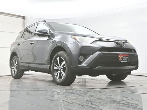 Used 2018 Toyota RAV4 XLE w/ Plus Extra Value Package AWD/4WD image 26