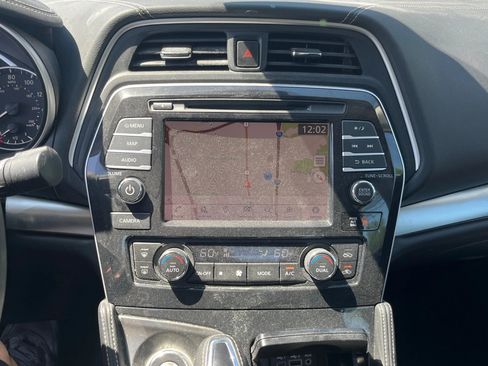 Used 2020 Nissan Maxima 3.5 SV w/ Floor Mat Group FWD image 16