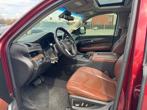 Used 2018 Cadillac Escalade Premium Luxury image 12