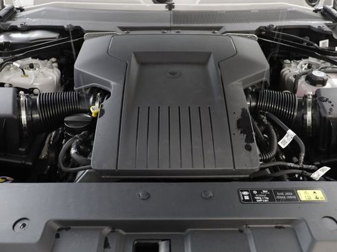 New 2026 Land Rover Defender 110 OCTA AWD/4WD image 27