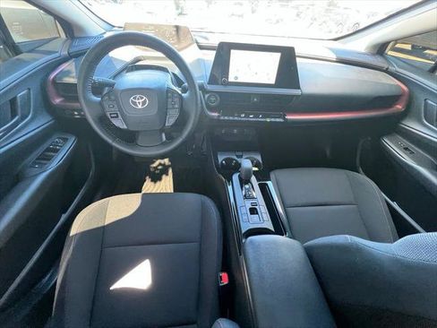 Certified 2026 Toyota Prius Plug-In Hybrid FWD image 18