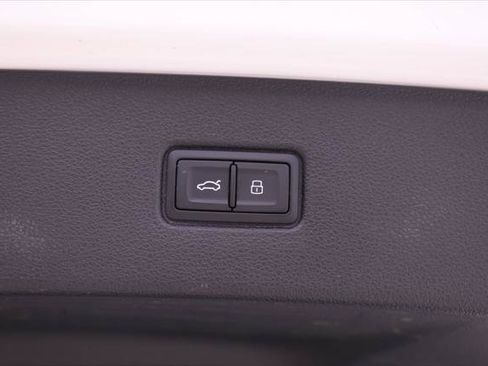 Certified 2024 Audi Q7 2.0T Premium Plus AWD/4WD image 24