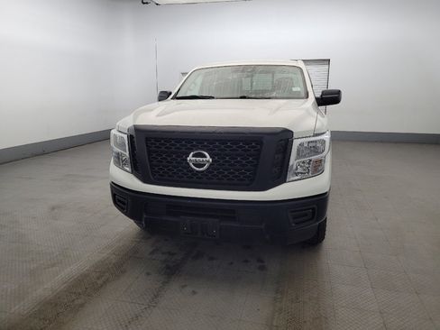 Used 2018 Nissan Titan S w/ S Utility Package image 15