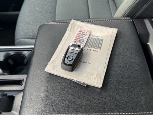 Used 2024 Ford F150 Lightning Flash image 41