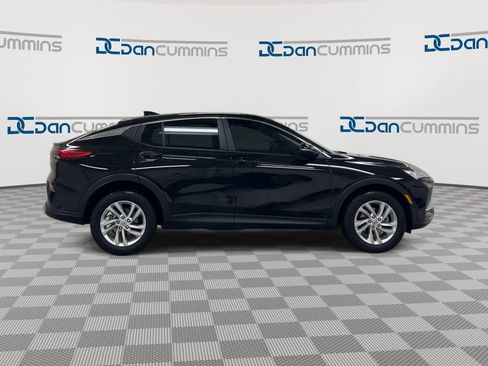 Certified 2025 Buick Envista Preferred w/ Convenience I Package image 9