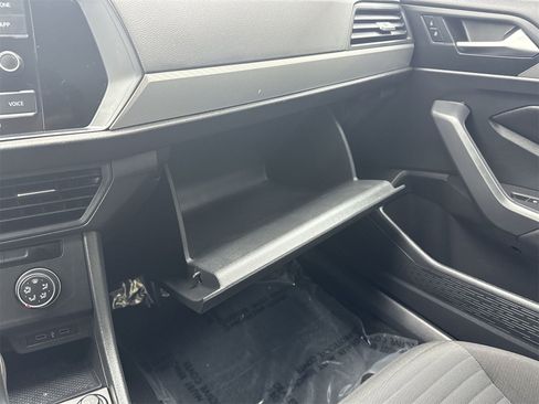 Used 2023 Volkswagen Jetta S image 27